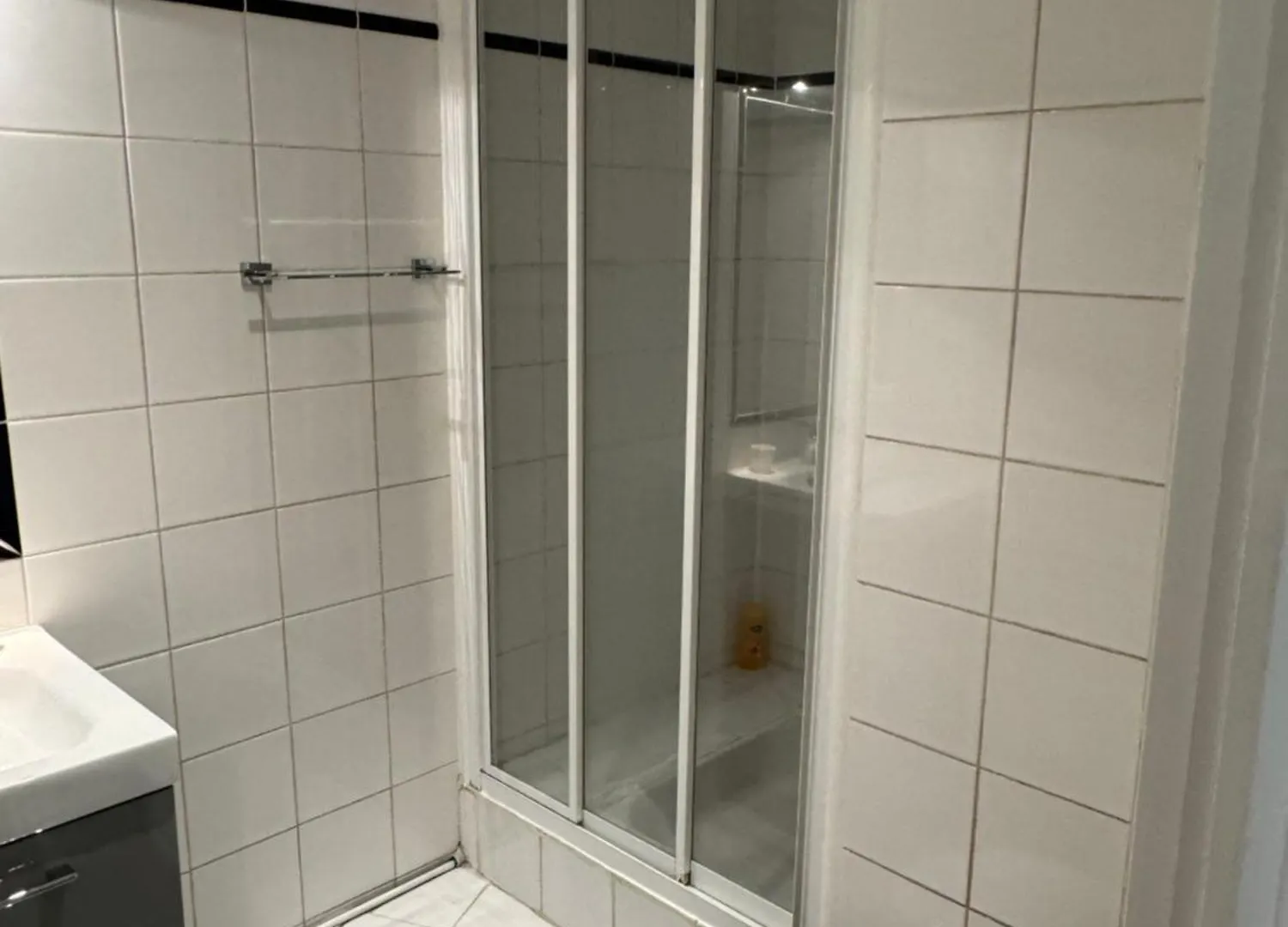 Apartment Appartement Entier Aux Abbesses - Montmartre - Flat In Montmartre Paris France