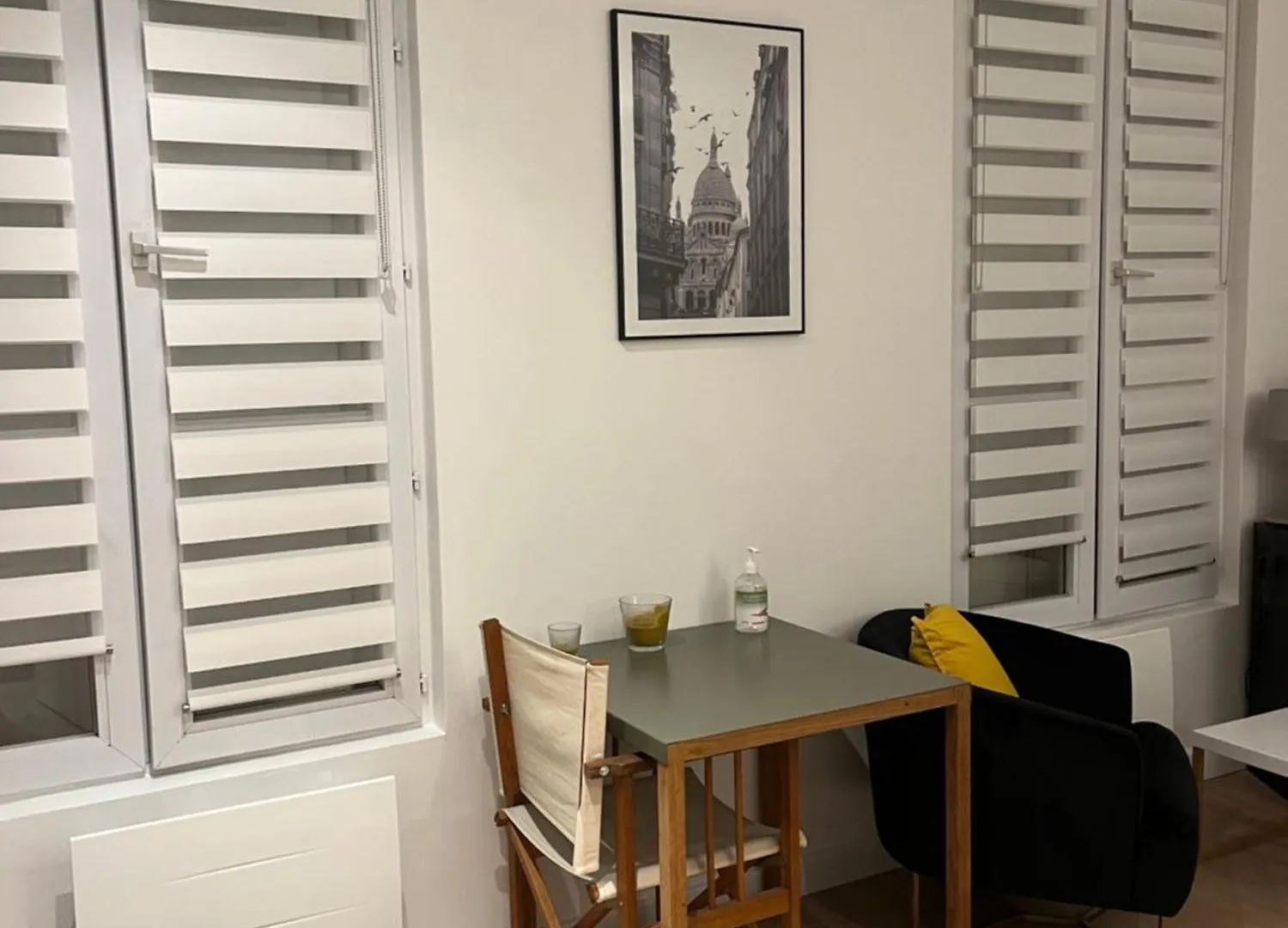 Apartment Appartement Entier Aux Abbesses - Montmartre - Flat In Montmartre Paris France